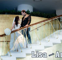 Lisa Weds Antonio Tital 300x194 1
