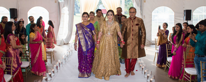 Beautiful Indian Bride Grand Entrance