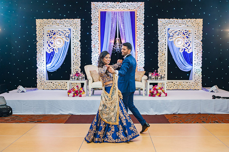 Sweet Indian Cople Dancing at their Receptiong Ceremony Sweet Indian Cople Dancing at their Receptiong Ceremony