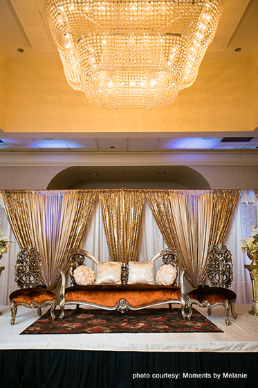 The mandap with full light