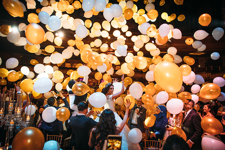 Indian Bride Surprised to See Great Balloon's Decoration