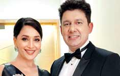 Madhuri Dixit & Dr. Sriram Nene Madhuri Dixit & Dr. Sriram Nene