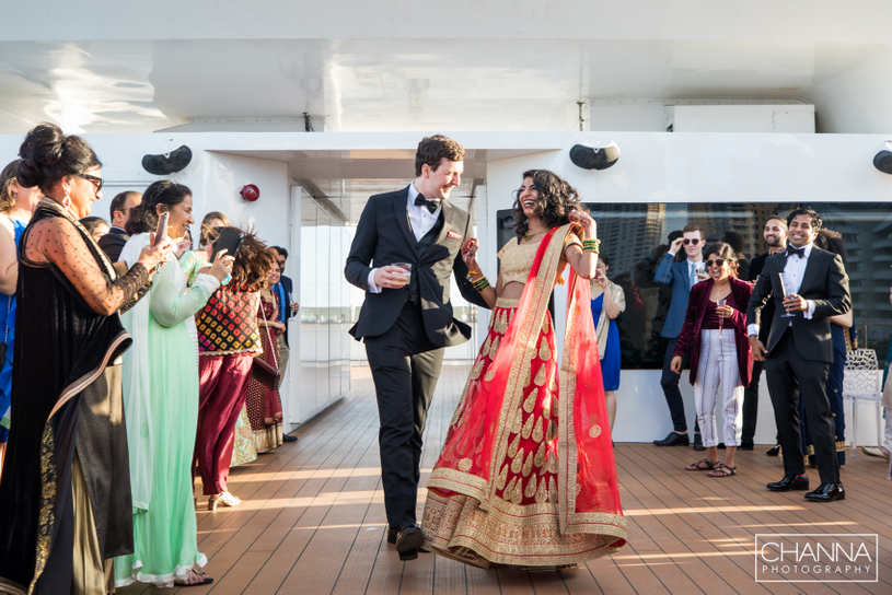 Dance performance of wedding couple