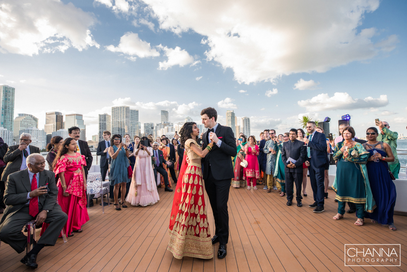 Excellent out door shoot of Bride and Groom