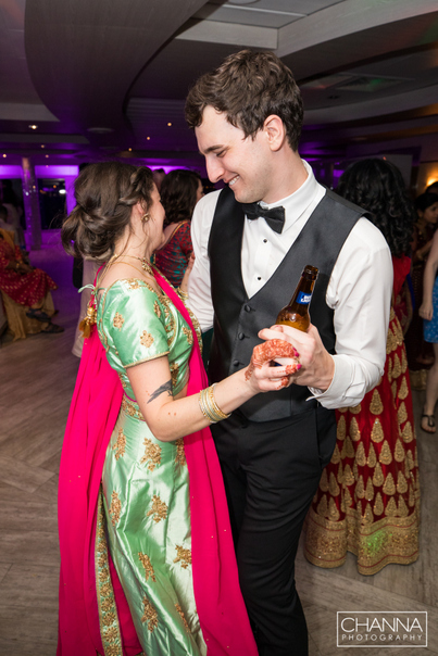 couple dance of groom with his guest