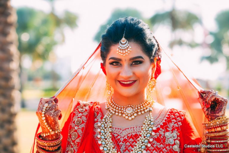 Lovely Indian Bride 