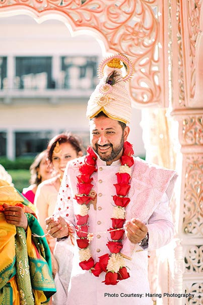 Indian Groom holds Mangalsutra In hand