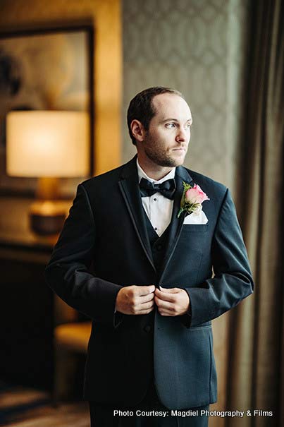 Portrait click of Groom