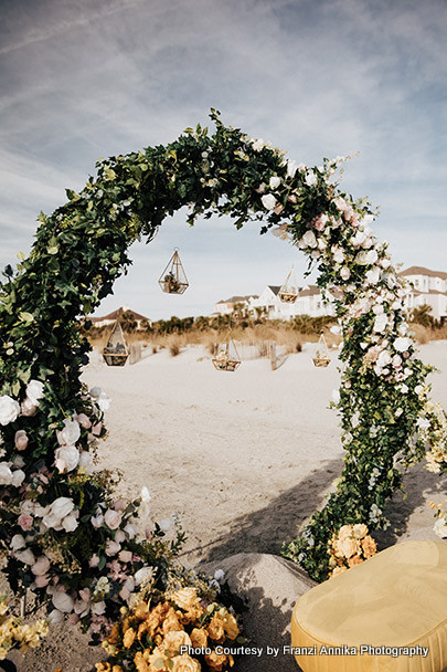 Flowers Decoration of Mandap looks gorgeous