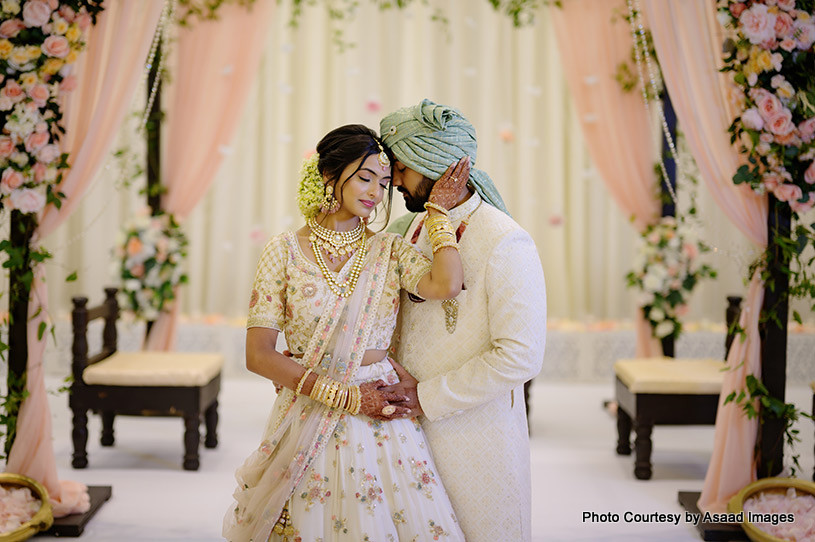 What a romantic moment for Indian Couple!