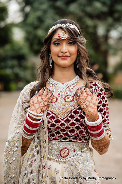 Gorgeous Indian bride