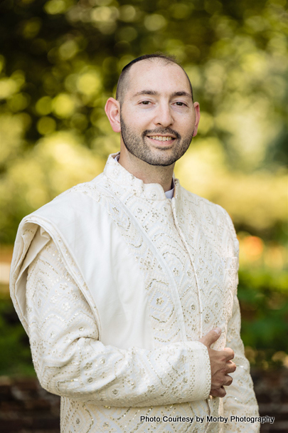 Indian groom looks like maharaja