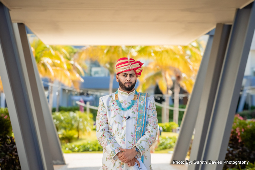 Indian groom wearing Turban