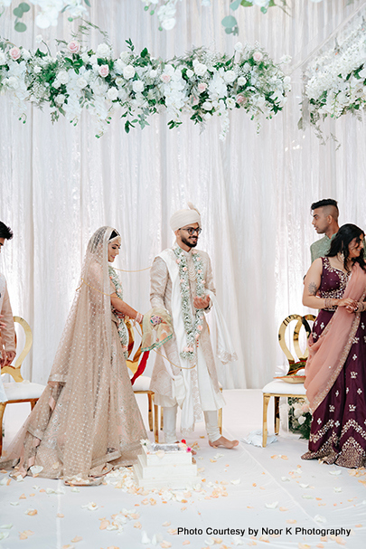 Indian wedding priest Mahesh Gor
