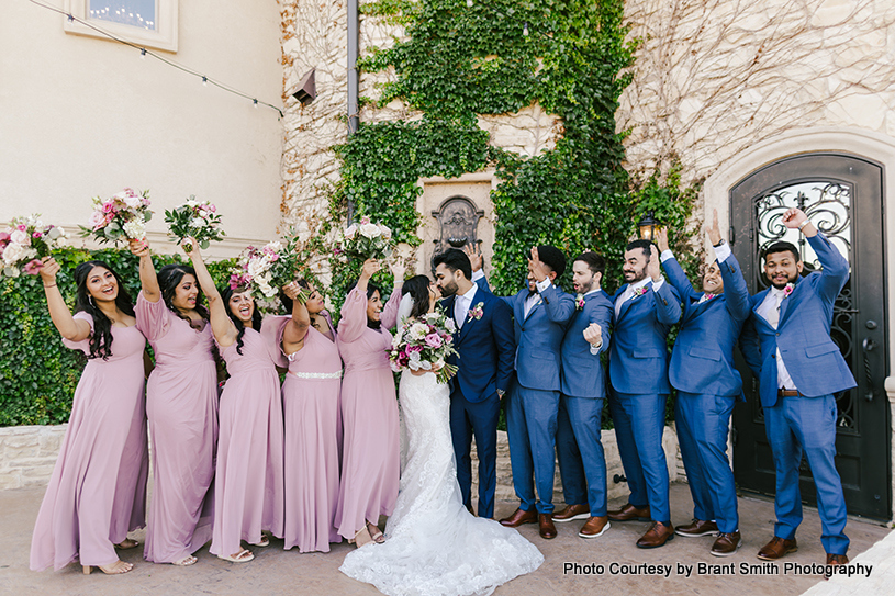 Bride and Groom with bridesmaids and groomsmen