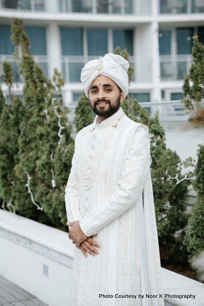 Indian wedding groom looks like raja