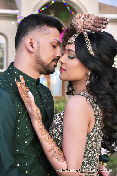 romantic photo pose by indian wedding couple