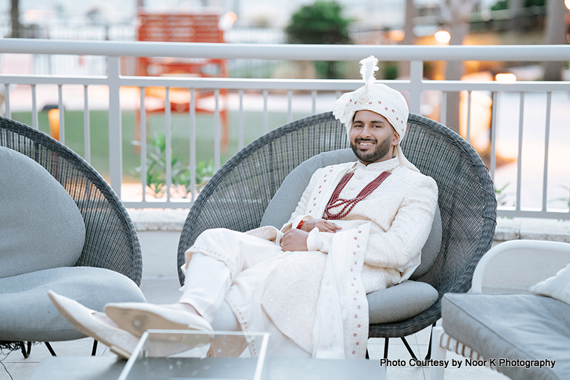 Indian groom look like maharaja