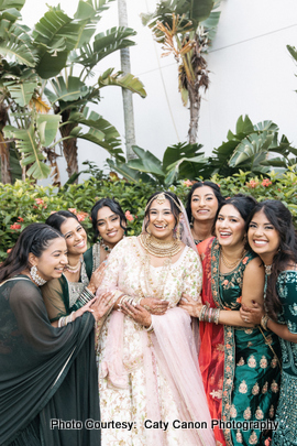 bride with her bridemaids