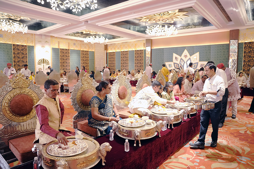 Guests enjoying traditional Rajasthani Sajjan Goth feast during Radhika Agarwal and Krishan Garg’s anniversary celebration